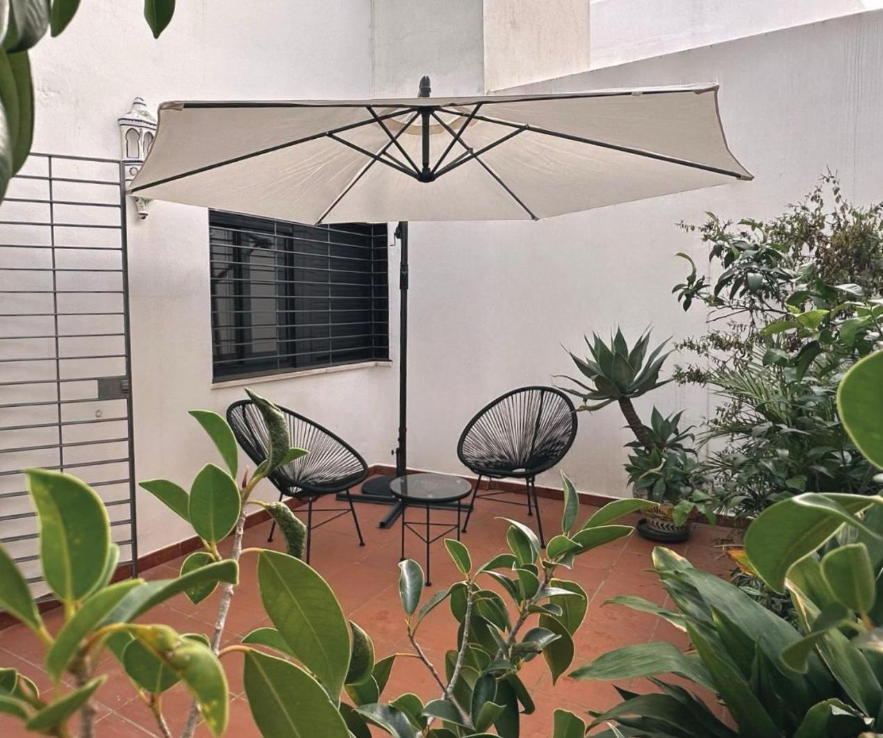 Apartamento-Pension El Trianero Junto Al Rio Севилья Экстерьер фото